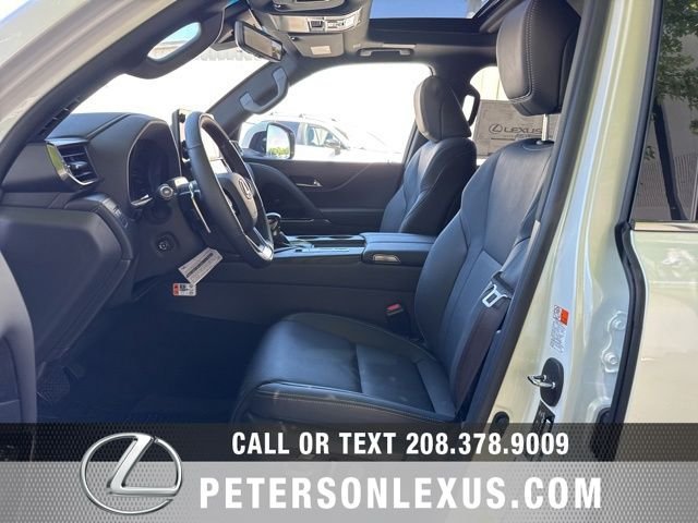 New 2026 Lexus LX 600 4WD w/ Luxury Package image 28