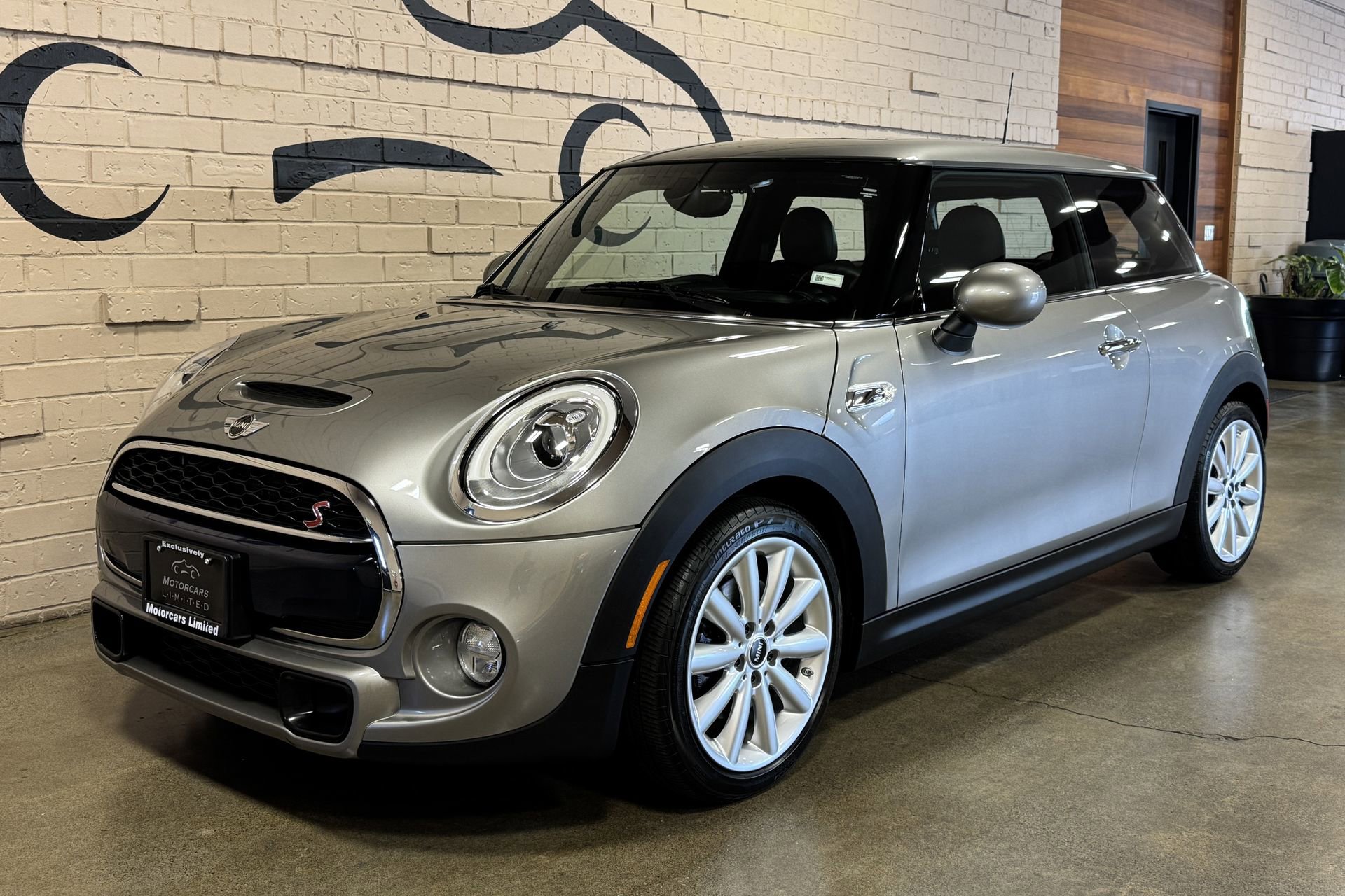 Used 2017 MINI Cooper S FWD image 11