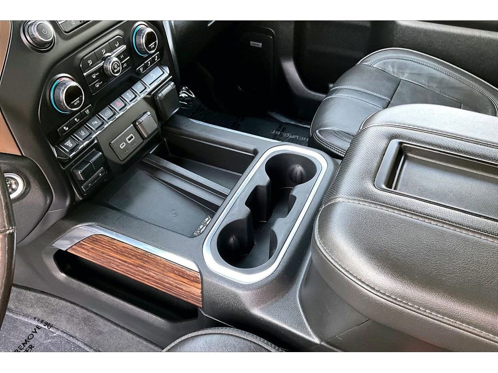 Used 2020 Chevrolet Silverado 2500 High Country w/ Z71 Off-Road Package image 16