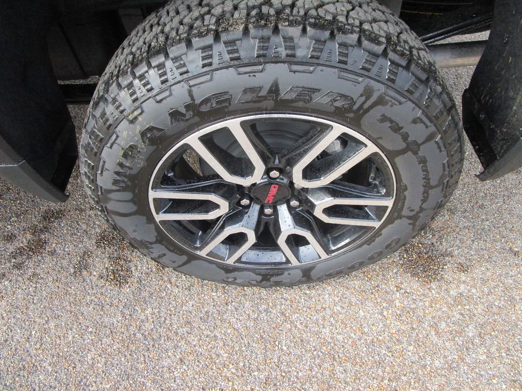 New 2026 GMC Sierra 1500 AT4 w/ AT4 Premium Package image 16