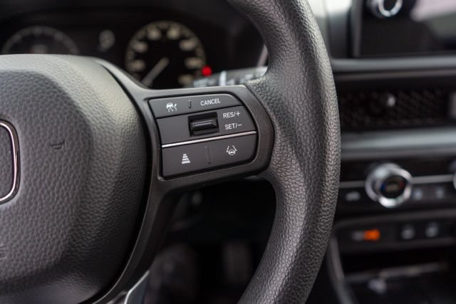 Used 2025 Honda CR-V EX image 16