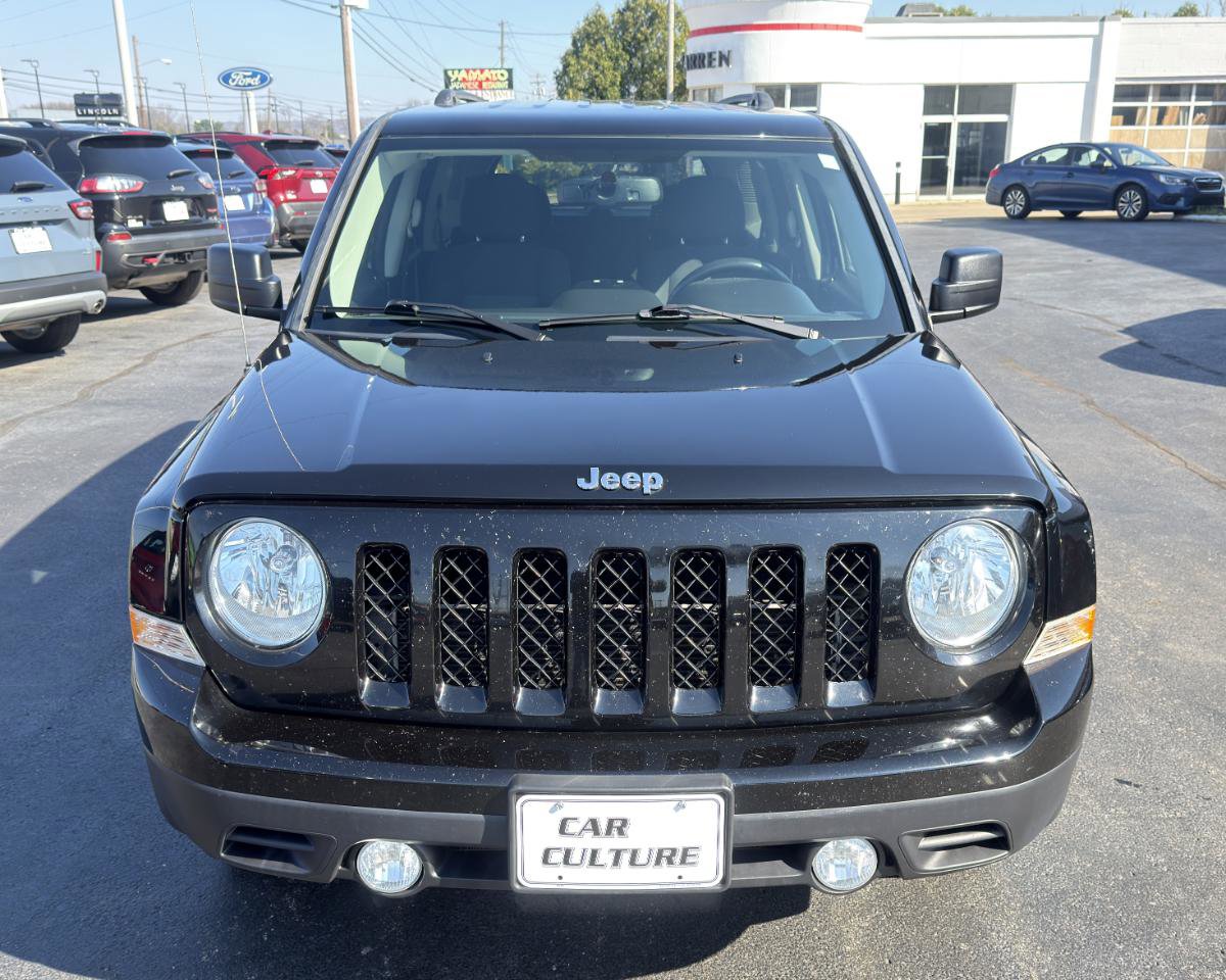 Used 2015 Jeep Patriot Latitude AWD/4WD image 5