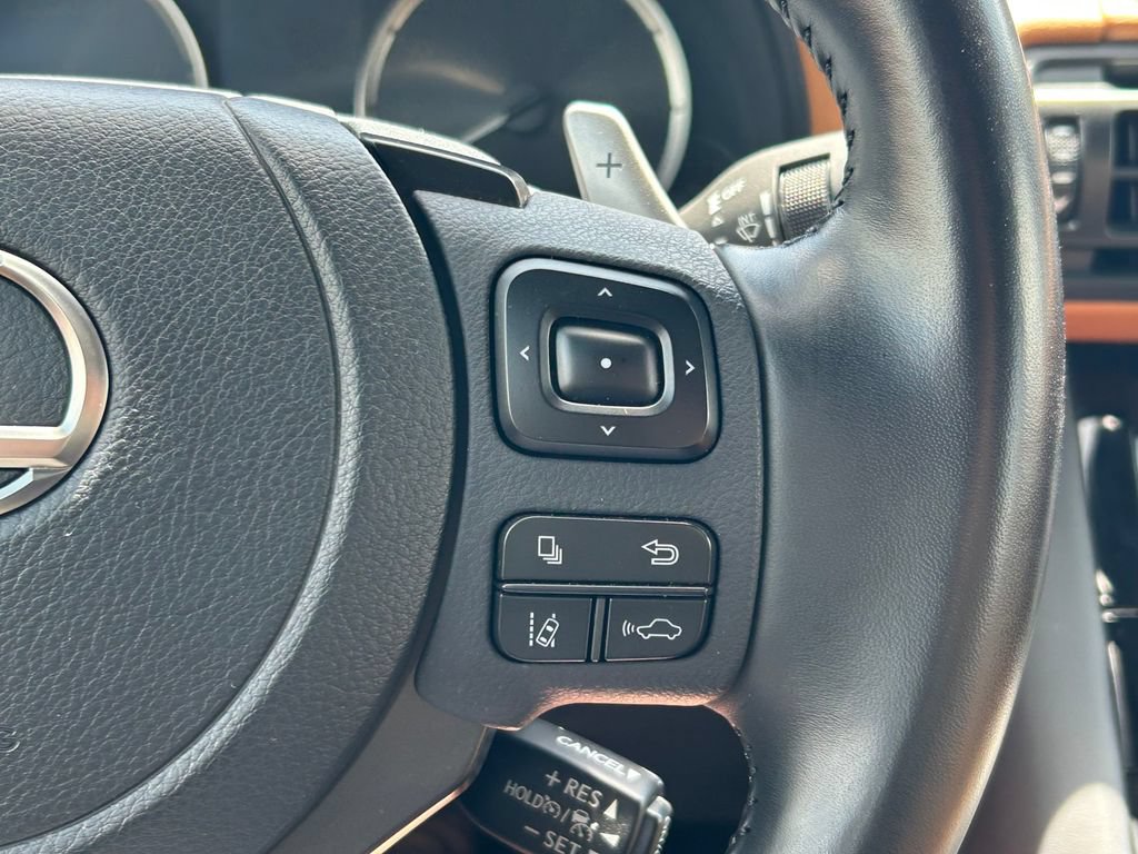 Used 2023 Lexus IS 350 F Sport RWD image 36