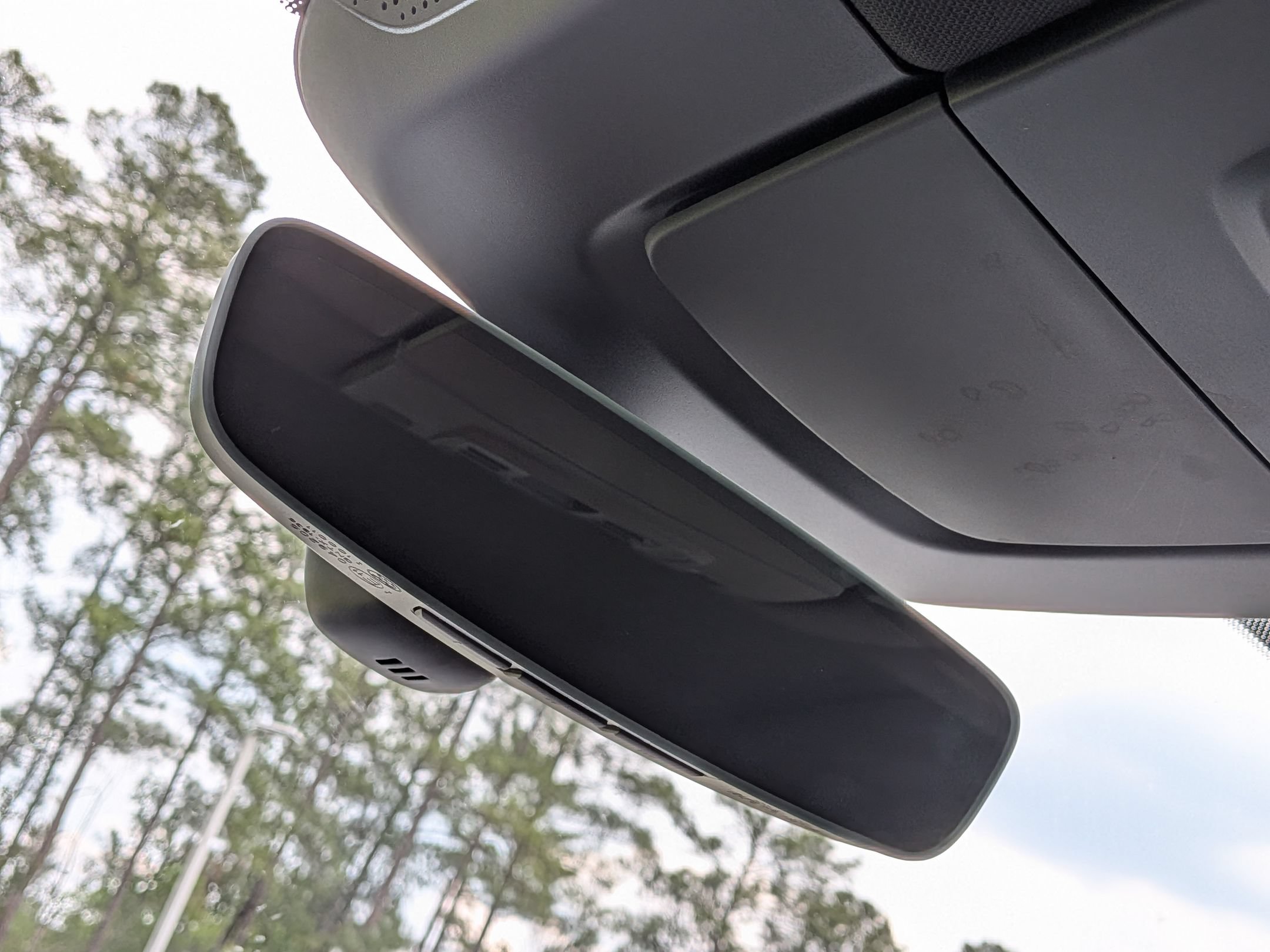 Used 2025 Porsche Macan Electric RWD image 18