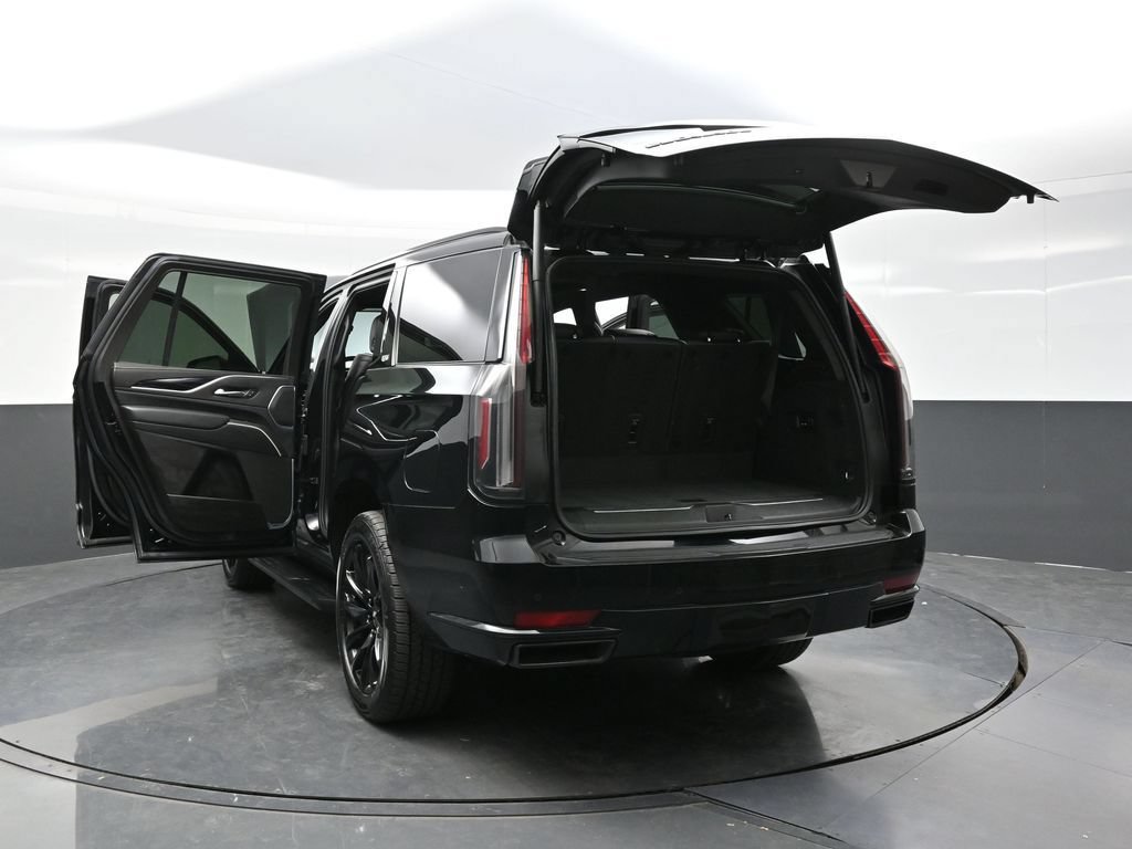 Certified 2022 Cadillac Escalade Sport w/ Touring Package AWD/4WD image 44