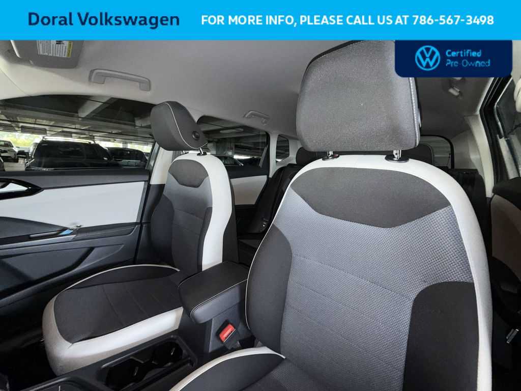 Used 2025 Volkswagen Taos S FWD image 14