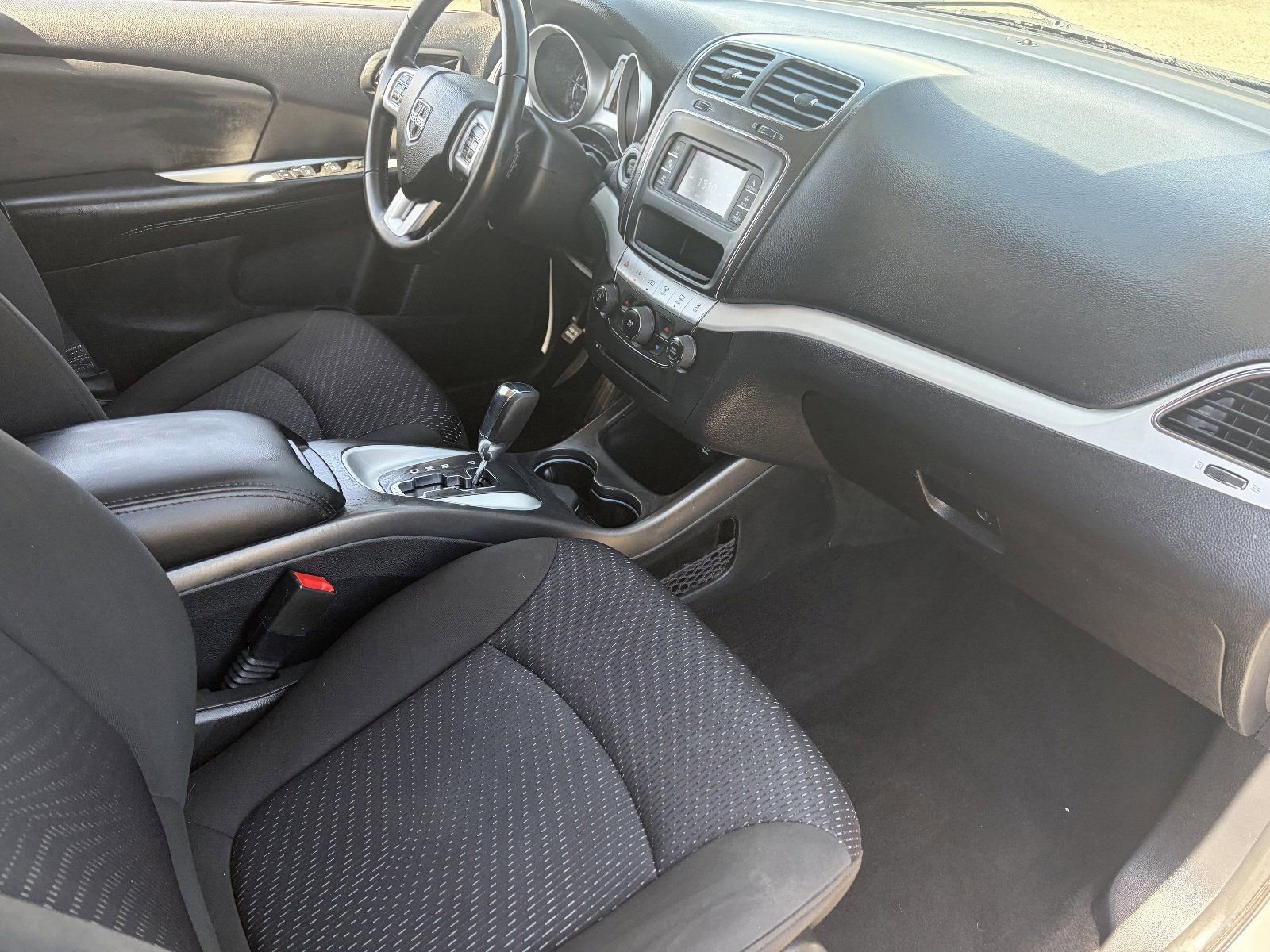 Used 2019 Dodge Journey SE w/ Connectivity Group image 13