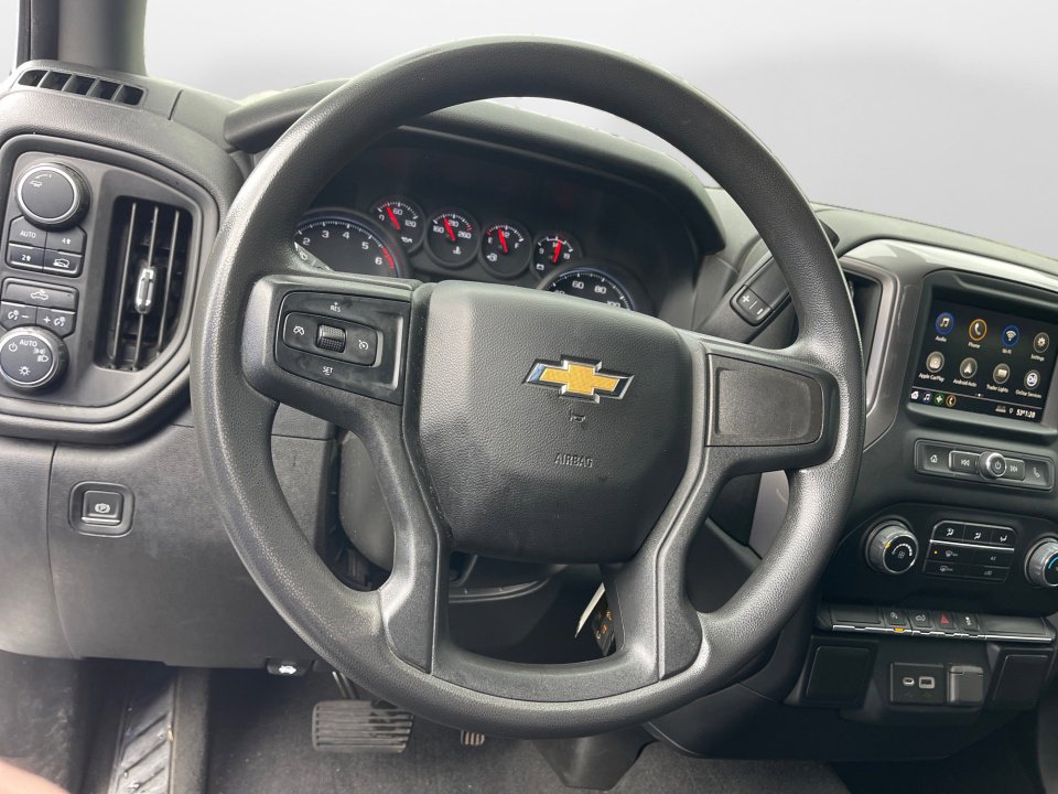 Used 2022 Chevrolet Silverado 1500 Custom image 10