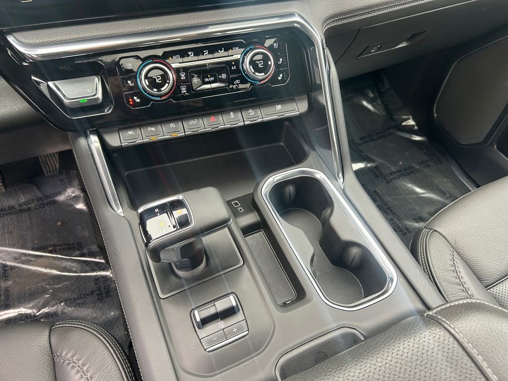 Used 2024 GMC Sierra 1500 Denali AWD/4WD image 21