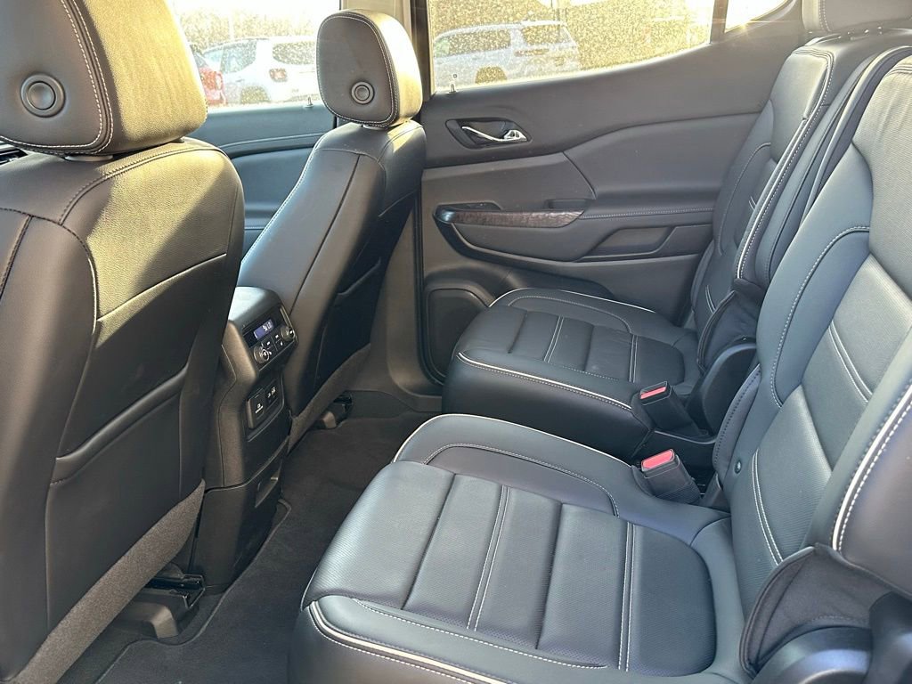 Used 2023 GMC Acadia Denali w/ Denali Ultimate Package image 14