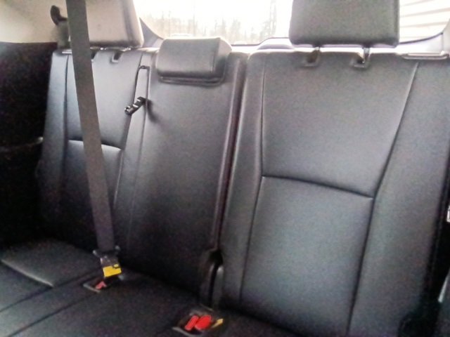 Used 2023 Toyota Highlander XLE image 29