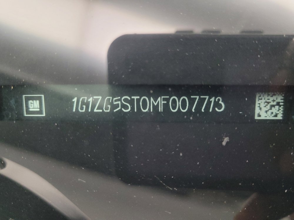 Used 2021 Chevrolet Malibu RS FWD image 33
