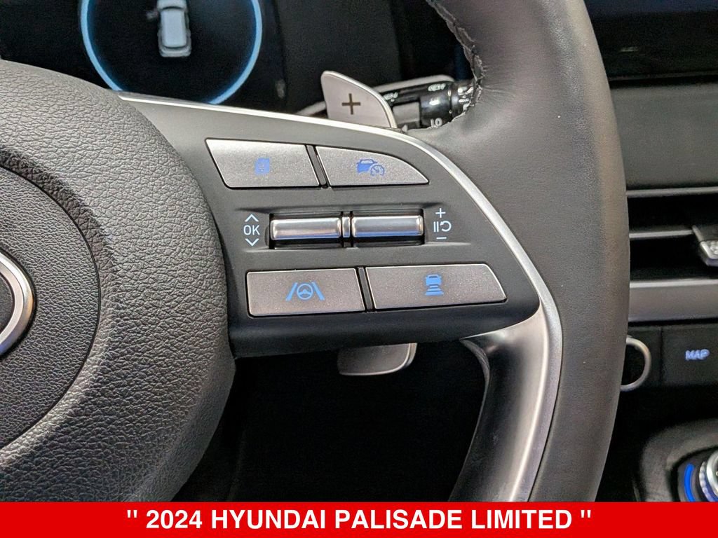 Used 2024 Hyundai Palisade Limited AWD/4WD image 18