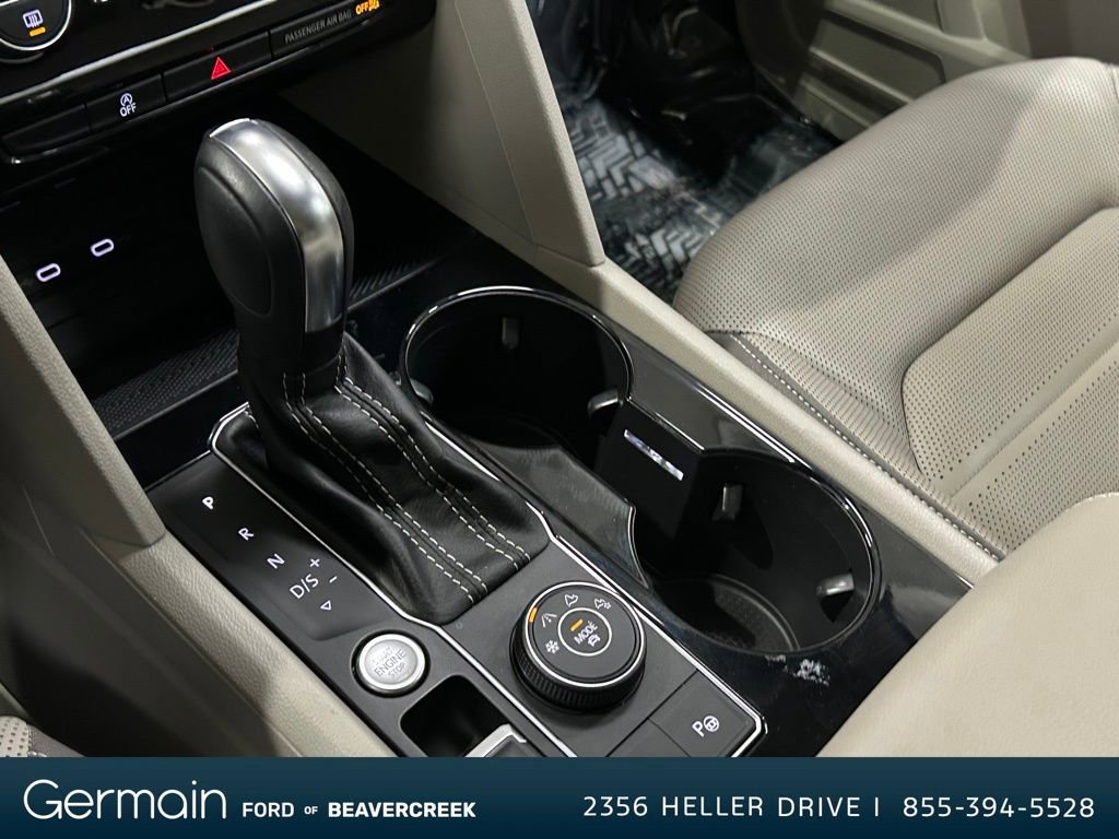 Used 2021 Volkswagen Atlas SEL Premium image 23