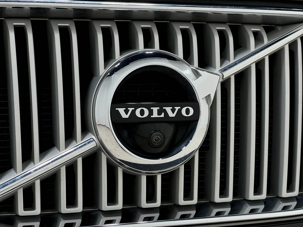 Used 2017 Volvo XC90 T8 Inscription w/ Vision Package AWD/4WD image 43