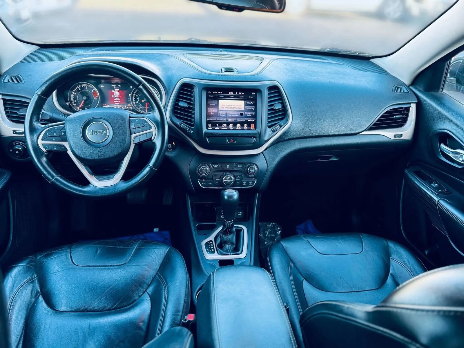 Used 2016 Jeep Cherokee Limited image 15