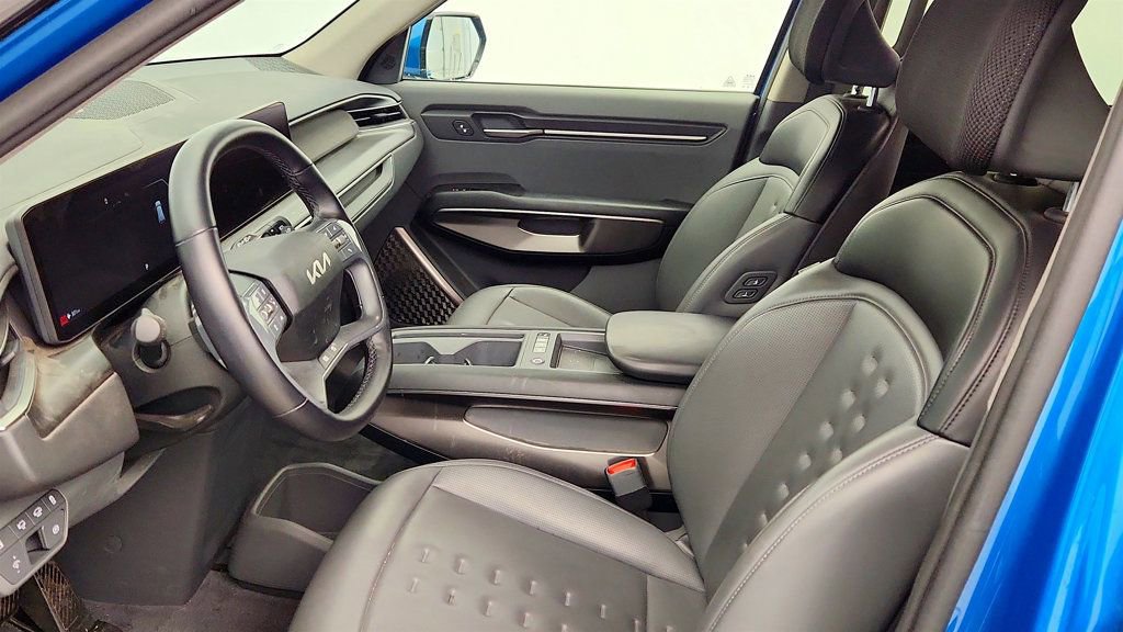 Used 2024 Kia EV9 Wind image 15