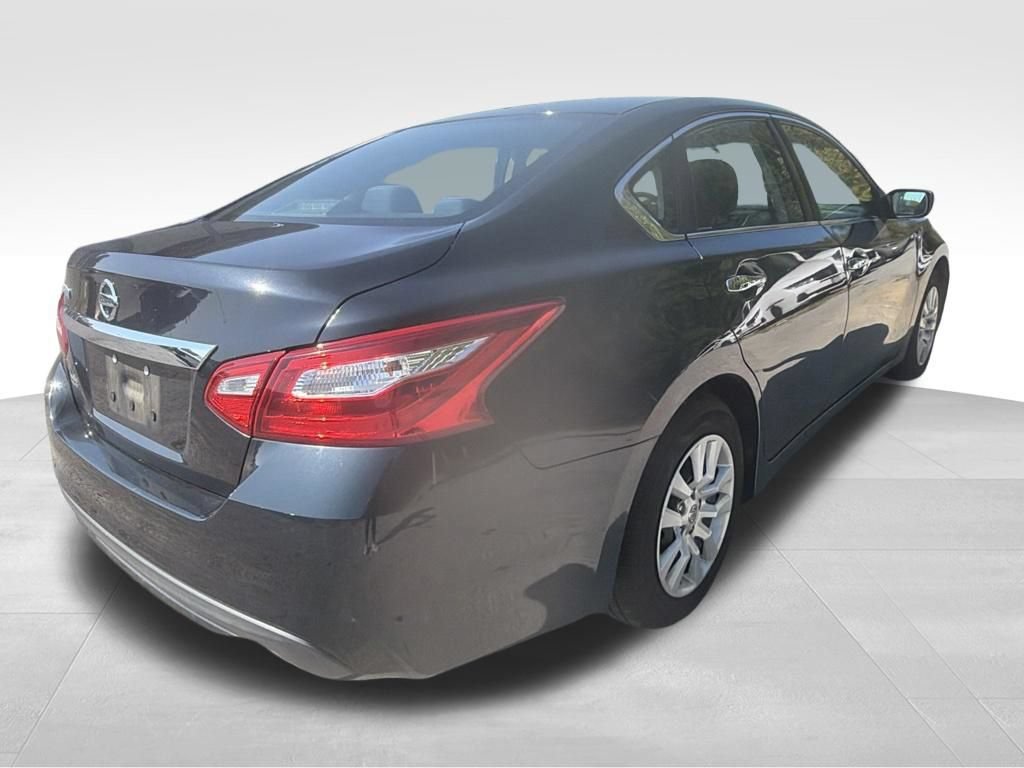 Used 2017 Nissan Altima 2.5 S FWD image 16