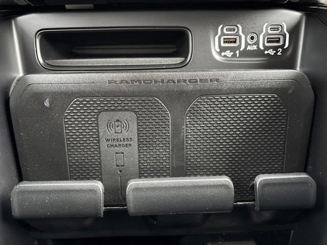 Used 2024 RAM 3500 Laramie AWD/4WD image 27