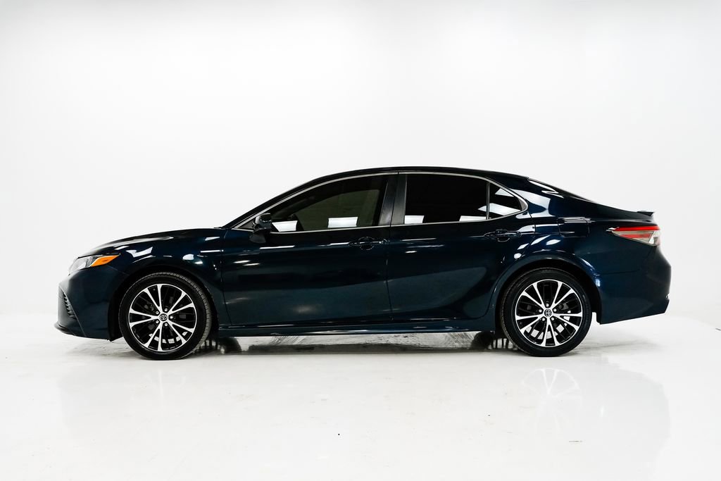 Used 2018 Toyota Camry SE image 21