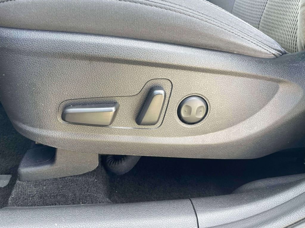 Used 2020 Hyundai Santa Fe SEL AWD/4WD image 18