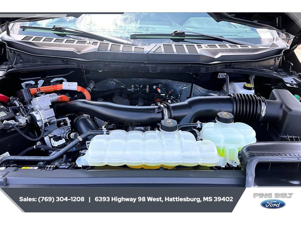 Certified 2025 Ford F150 Lariat w/ Equipment Group 501A Mid AWD/4WD image 8