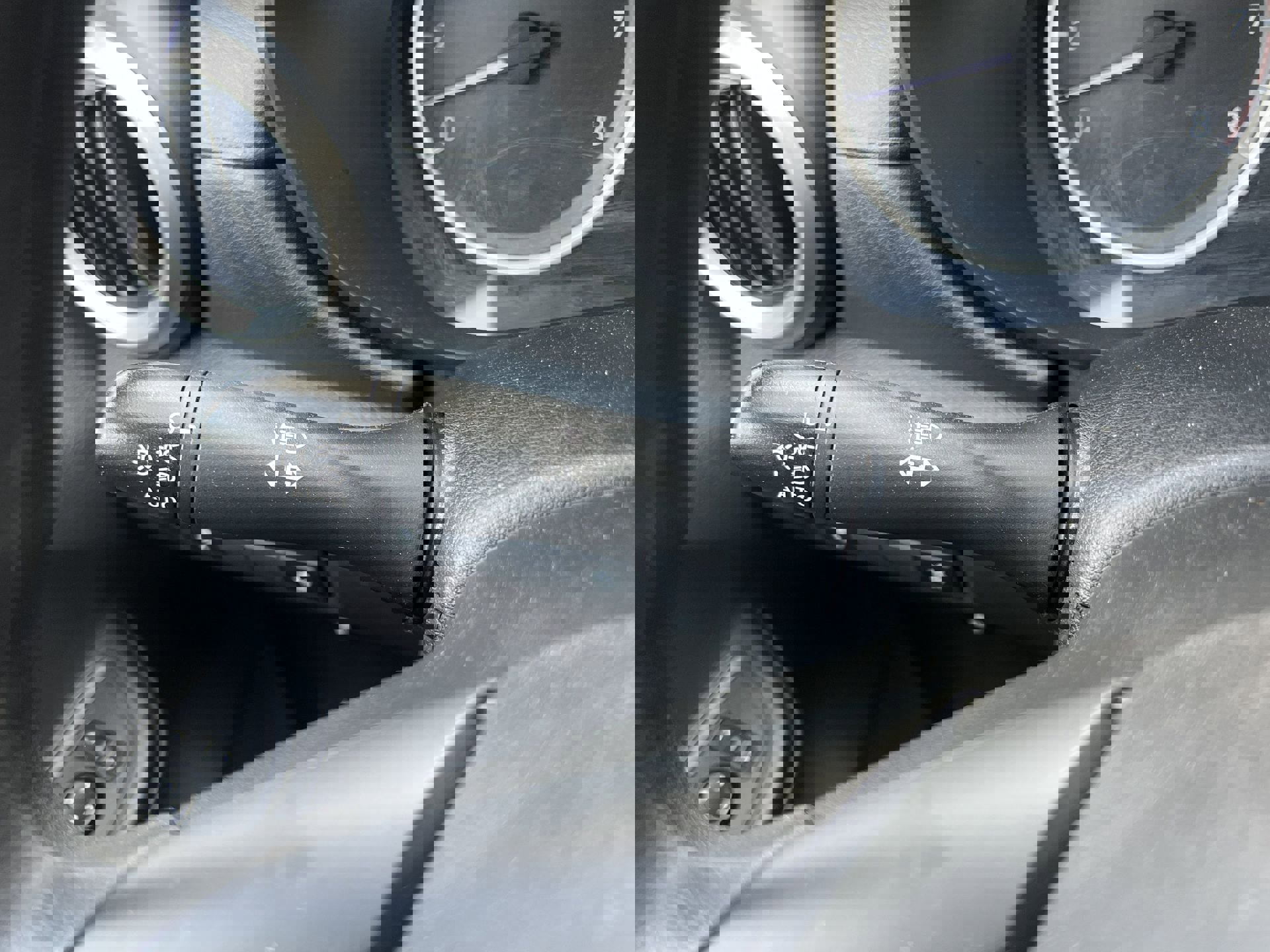 Used 2024 Nissan Versa S w/ Trunk Package image 9