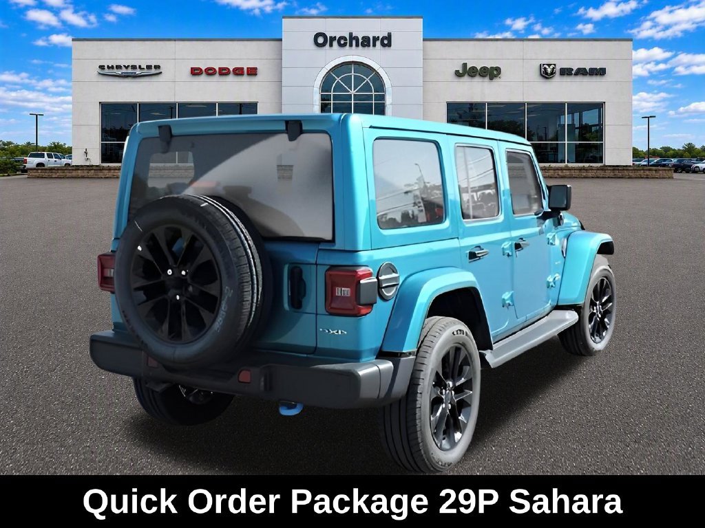 New 2024 Jeep Wrangler Unlimited Sahara w/ Technology Group AWD/4WD image 3