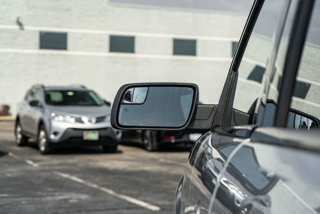 Used 2017 Ford Flex SE image 16