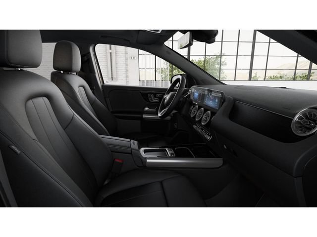 Used 2026 Mercedes-Benz GLA 250 4MATIC image 4