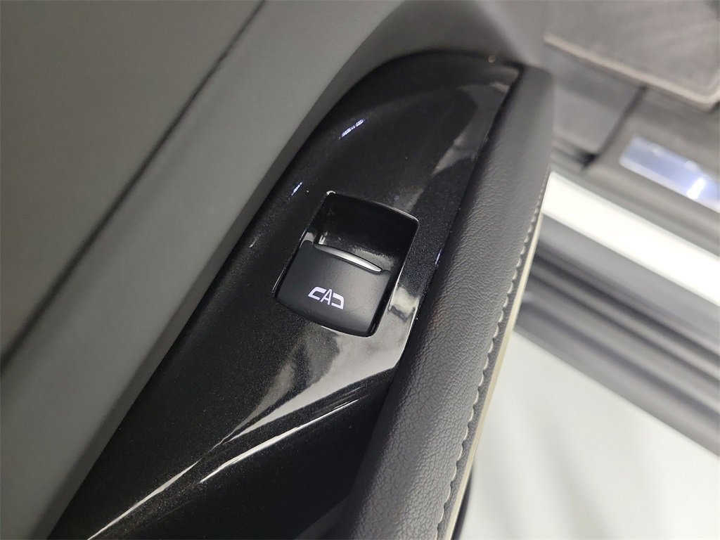 Certified 2024 Cadillac Escalade ESV Premium Luxury image 13