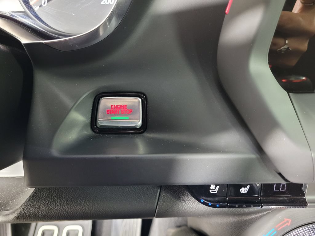 Used 2019 Chevrolet Camaro ZL1 RWD image 13