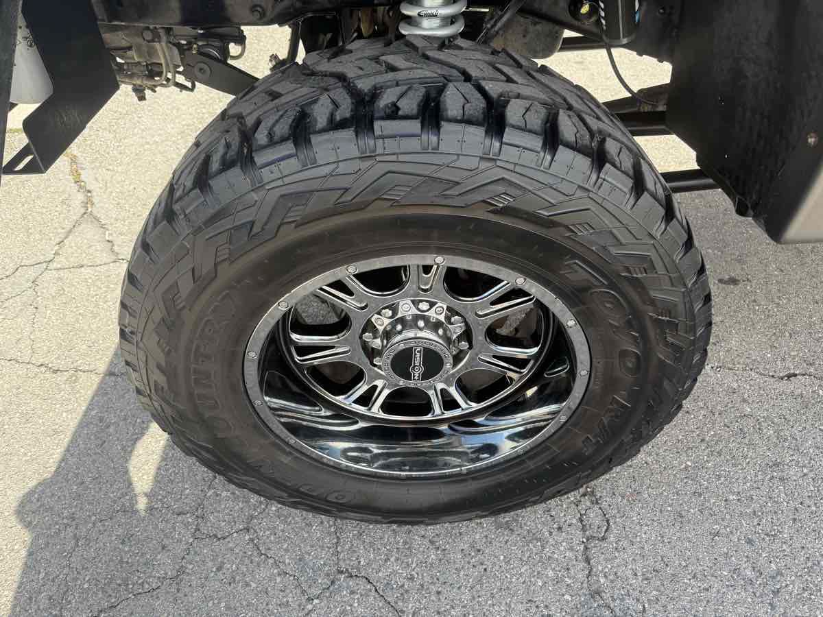 Used 2005 Ford Excursion Limited AWD/4WD image 10