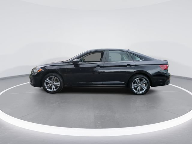 Used 2024 Volkswagen Jetta SE FWD image 5