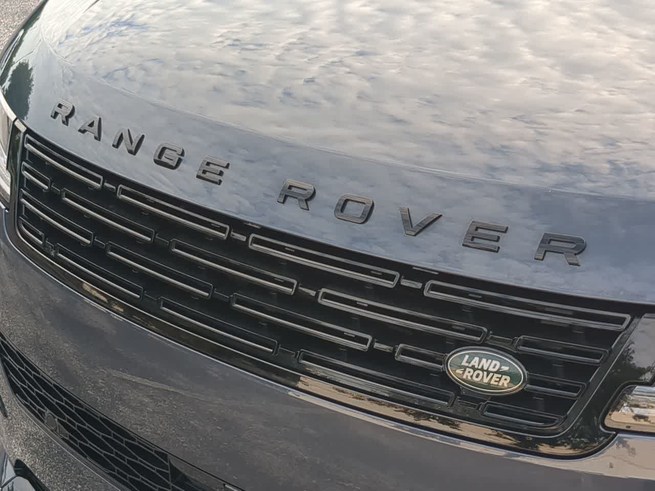 New 2026 Land Rover Range Rover Sport Dynamic SE AWD/4WD image 12