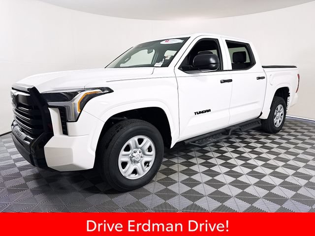 Certified 2025 Toyota Tundra SR w/ SR Tow Package AWD/4WD image 3