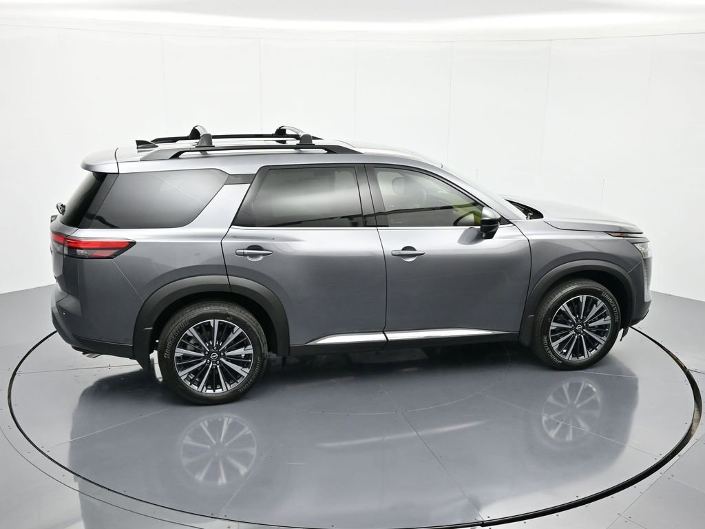 New 2026 Nissan Pathfinder Platinum w/ Cargo Package AWD/4WD image 36