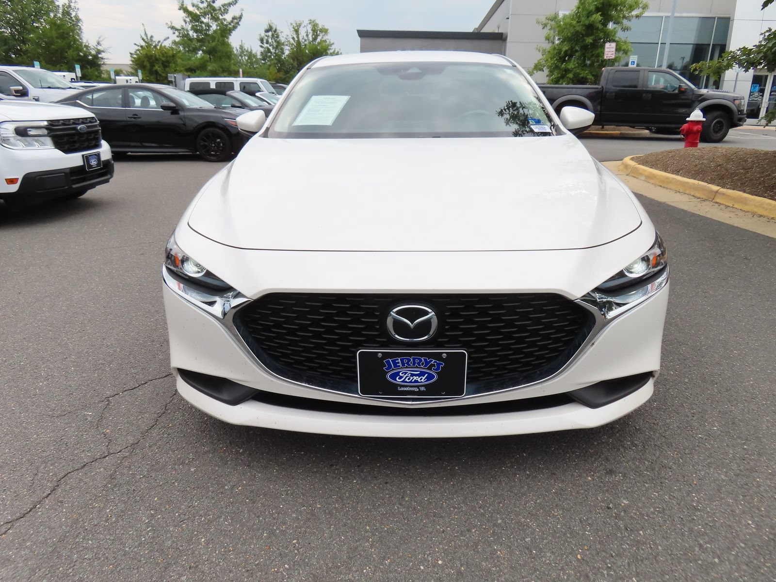 Used 2020 MAZDA MAZDA3 Sedan FWD image 14