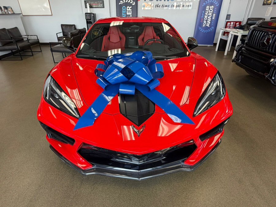 Used 2024 Chevrolet Corvette Stingray Coupe RWD image 7