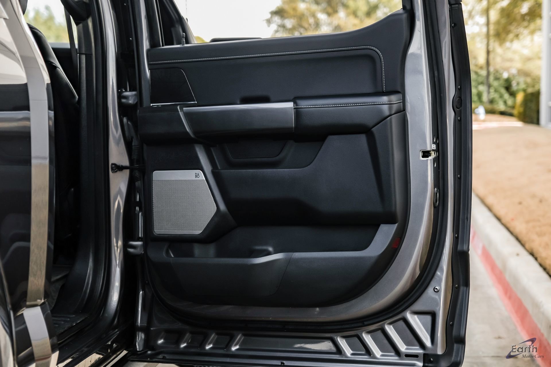 Used 2022 Ford F150 XLT w/ Equipment Group 302A High image 98