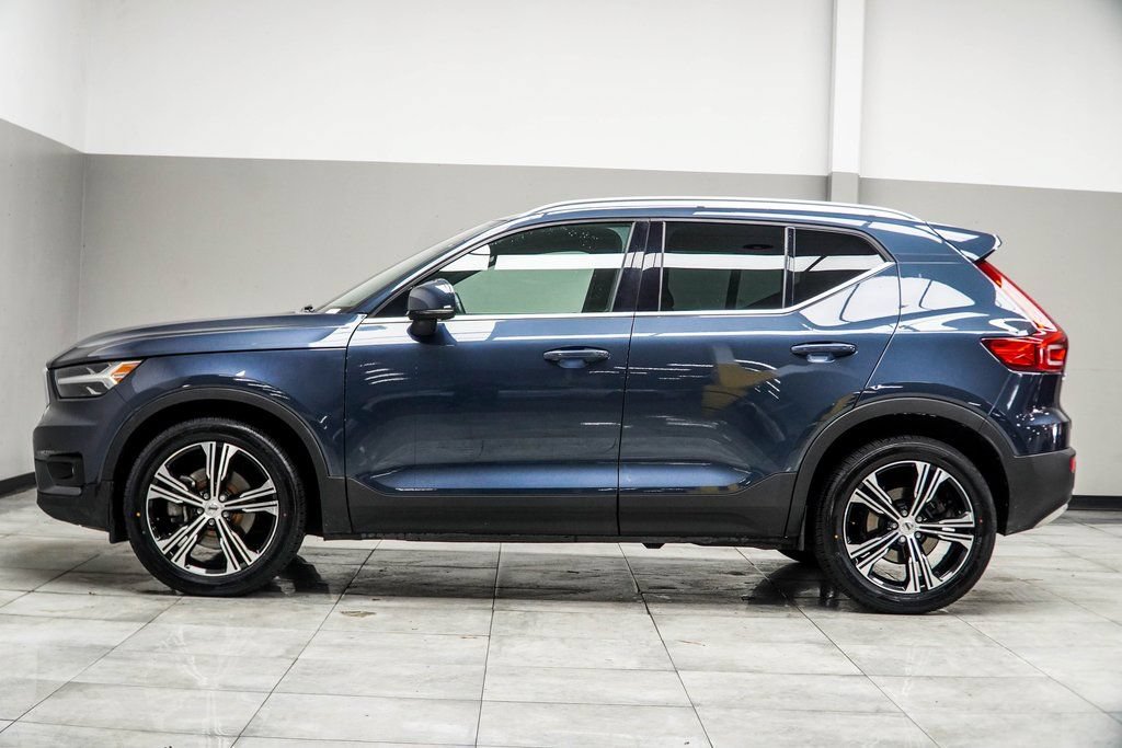 Used 2021 Volvo XC40 T5 Inscription w/ Climate Package AWD/4WD image 9