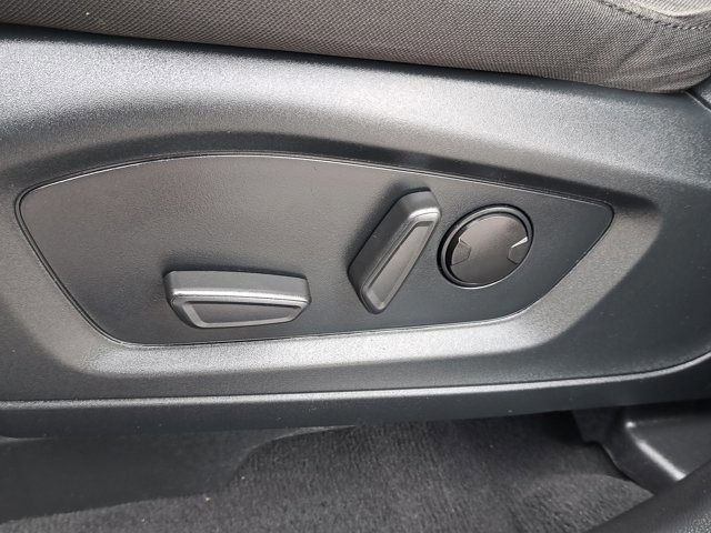 Certified 2022 Ford Explorer XLT image 20