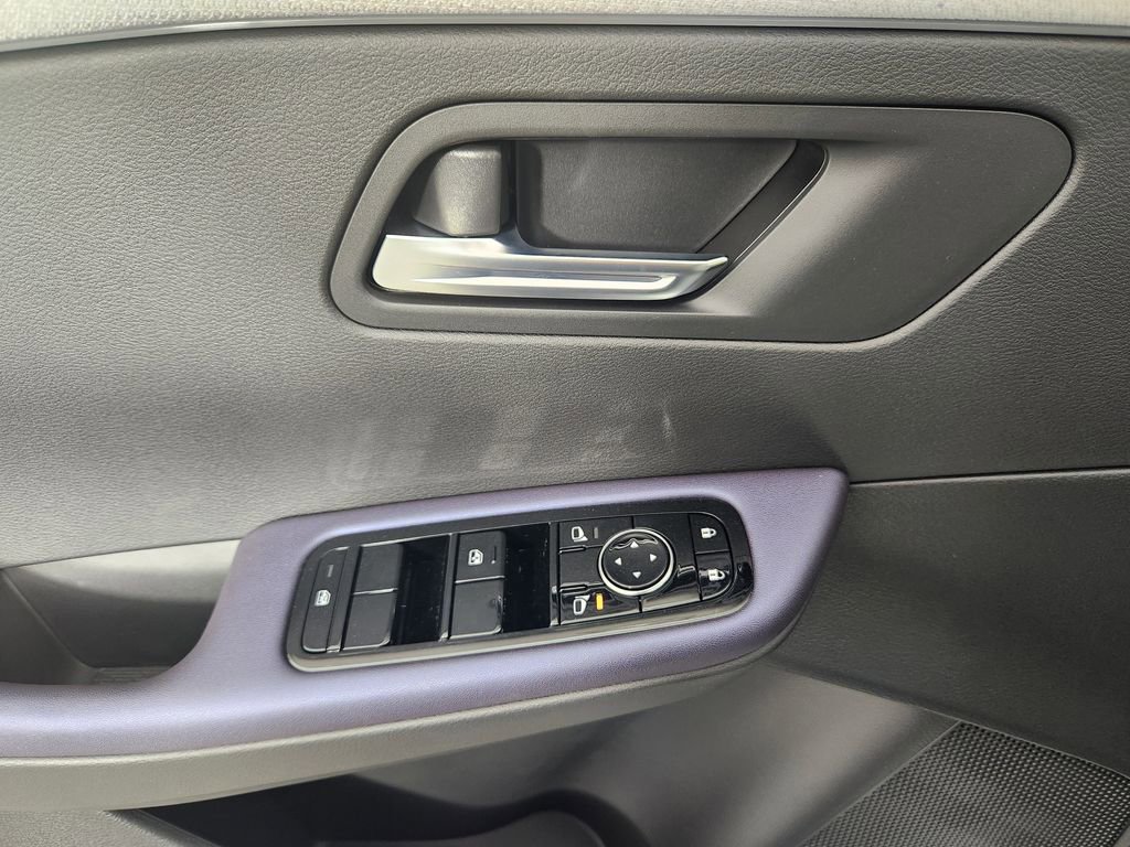 New 2026 Nissan Leaf SV+ image 9