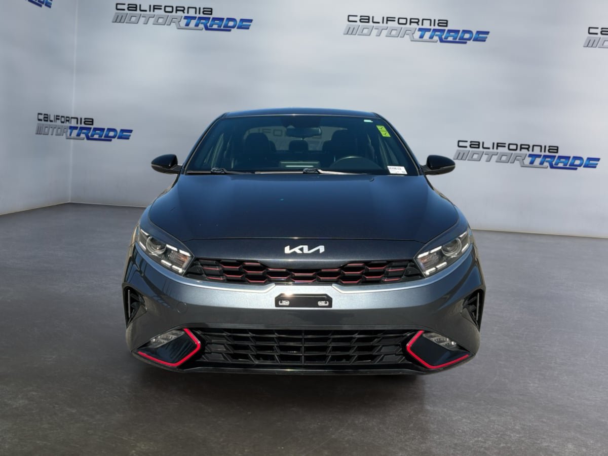 Used 2022 Kia Forte GT-Line FWD image 2