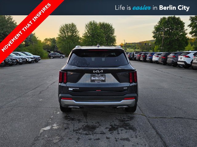New 2026 Kia Sorento S image 6