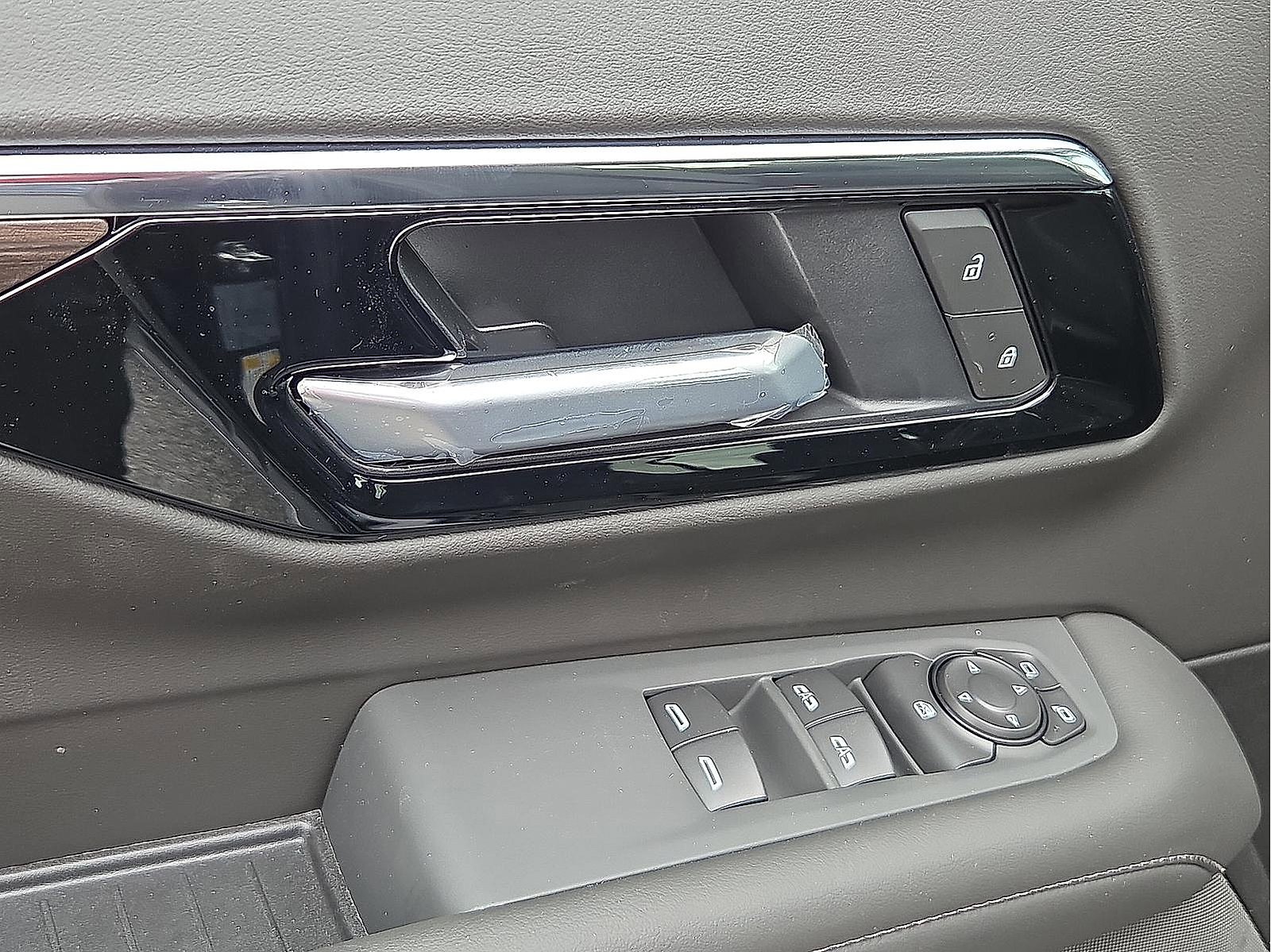 New 2026 Chevrolet Tahoe LS image 14