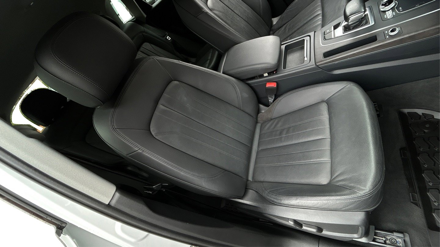 Used 2018 Audi Q5 2.0T Premium AWD/4WD image 35