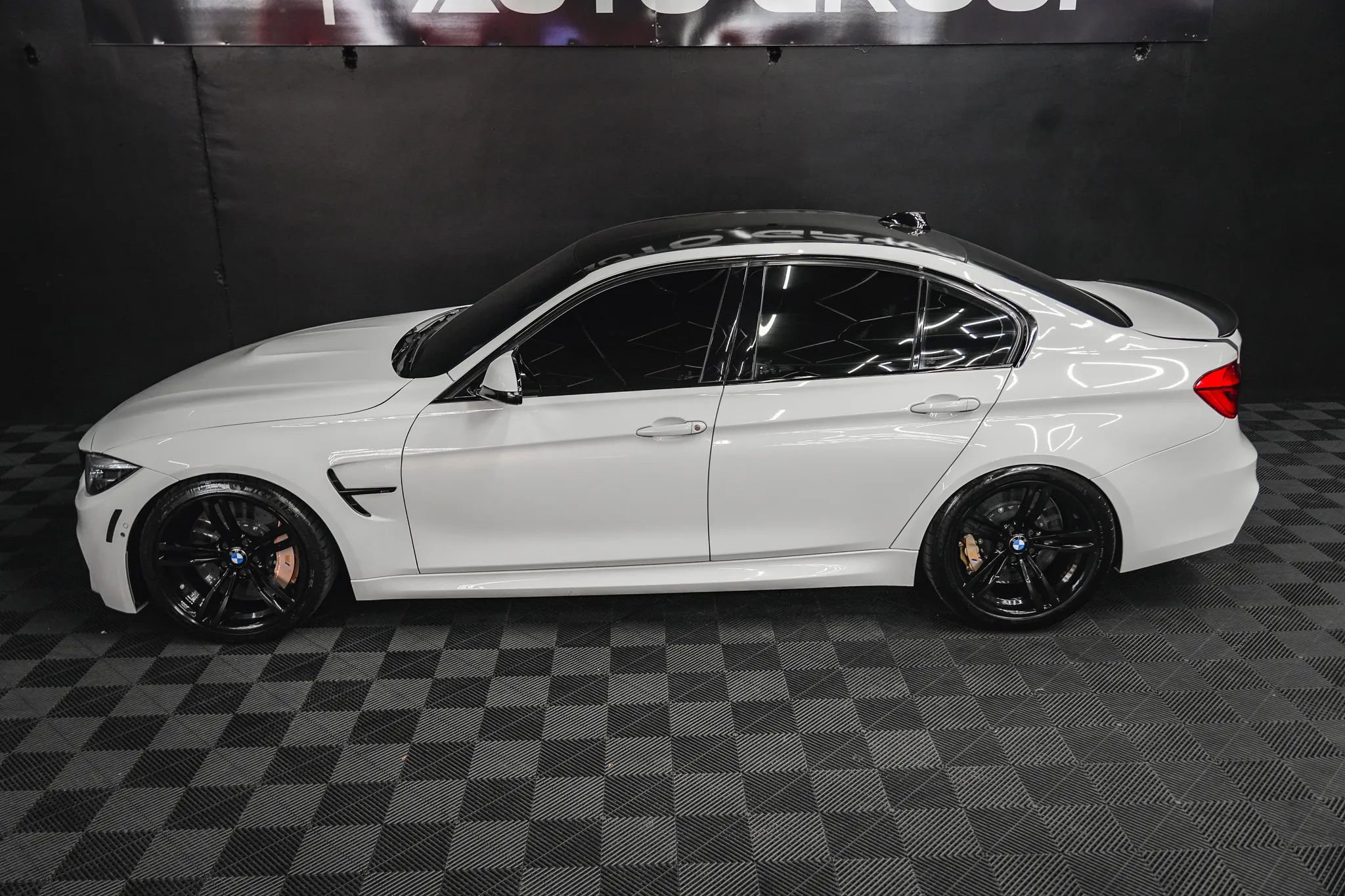 Used 2018 BMW M3 Sedan image 27
