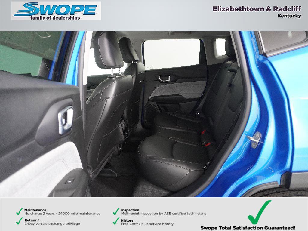 Used 2022 Jeep Compass Latitude image 11