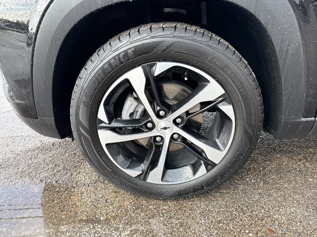 Used 2025 Chevrolet Trax RS FWD image 10